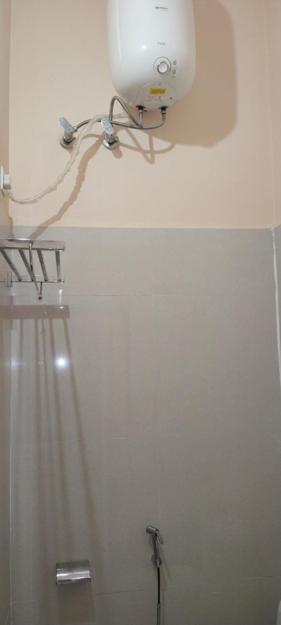 Laxmi Home Stay Ghura Værelse billede